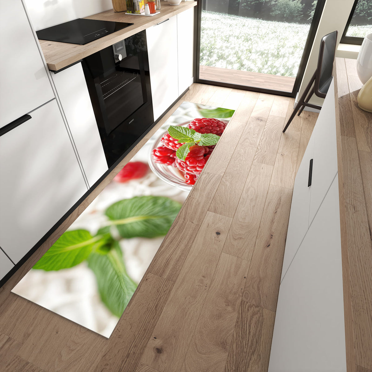 UV-beständiger dünner Teppich mit Motiv Himbeerglas in moderner Küche