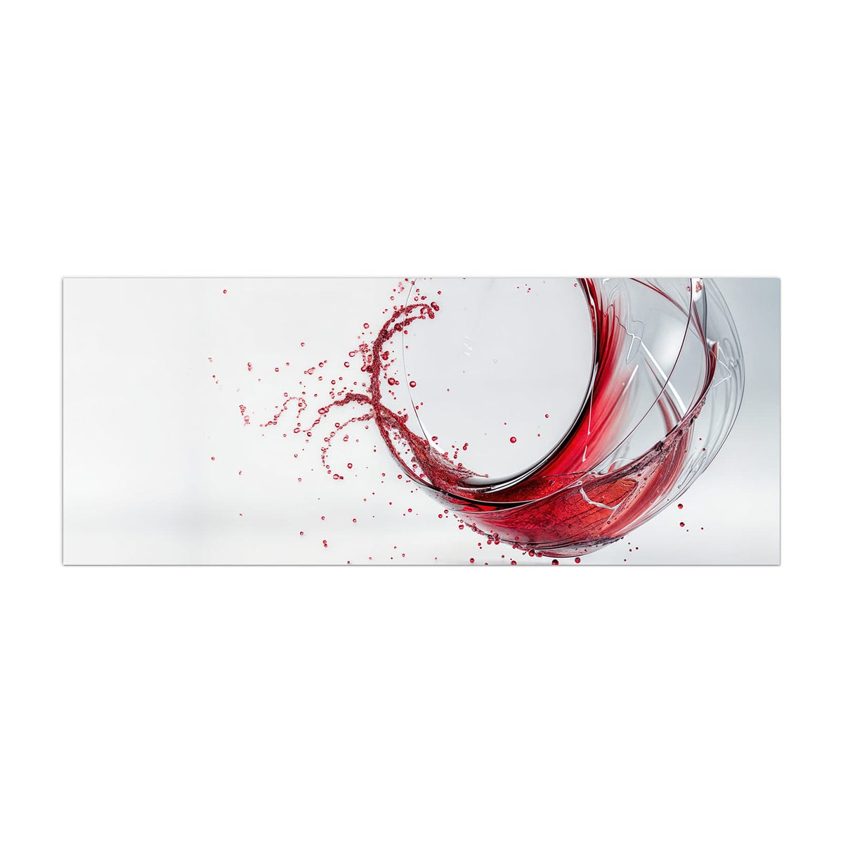 Küchenrückwand aus Glas Wirbelnder Rotwein im Hochformat, Motiv bildfüllend von vorn