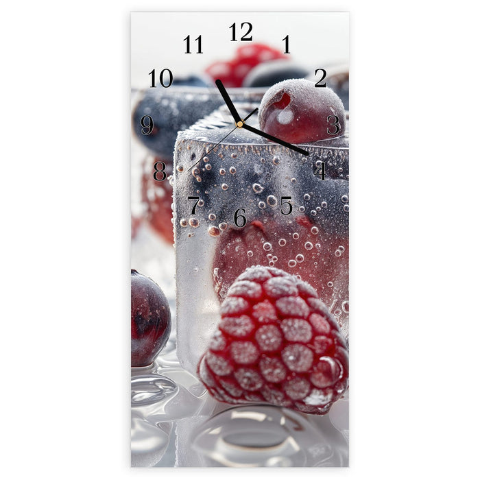 Wanduhr Gefrorene Beeren aus Glas – Hochformat 30 × 60 cm mit Ziffernblatt Klassisch