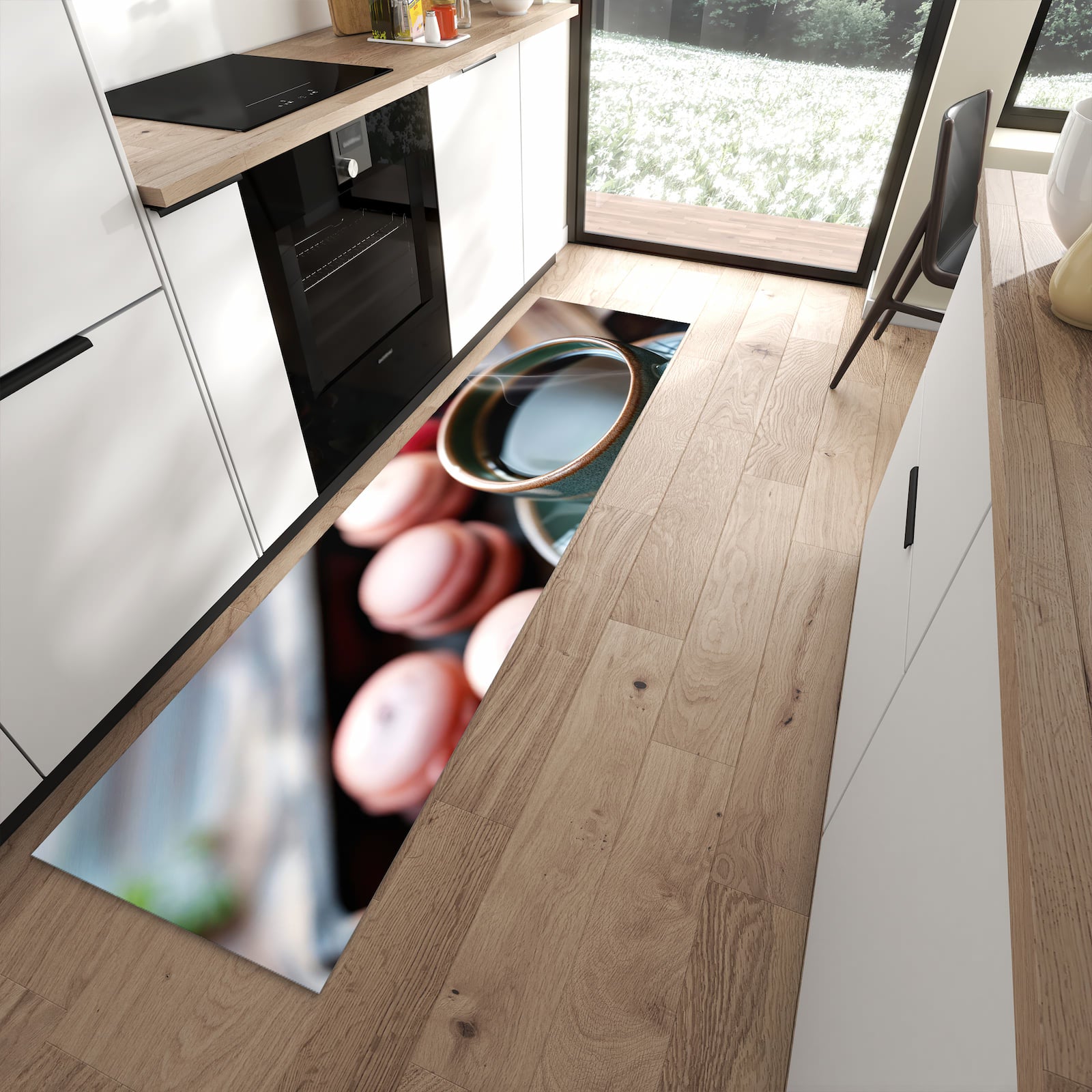 Schmutzabweisender Küchenteppich mit Motiv Kaffeepause Macarons in moderner Küche