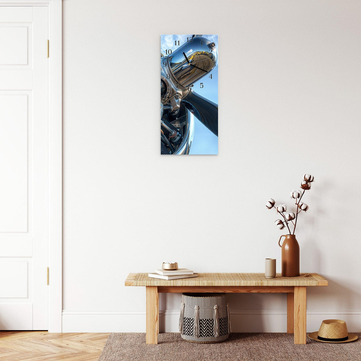 Moderne Wanduhr aus Glas mit Farbtiefe – Wanduhr Flugzeugmotor aus Glas – Hochformat 30 × 60 cm