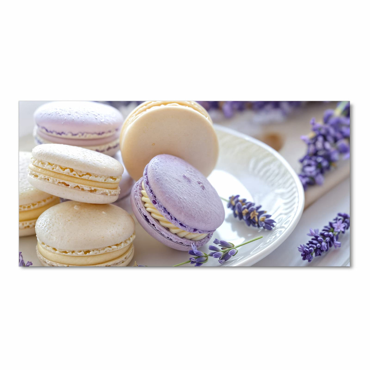 Wasserabweisender rutschfester Küchenteppich mit Motiv Lavendel Macarons in Frontansicht