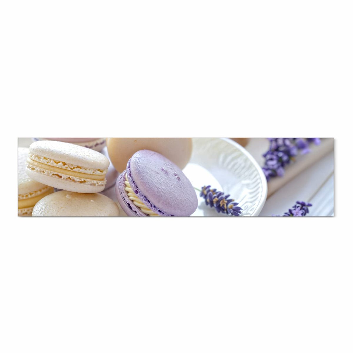 Geruchsneutraler Küchenläufer mit Motiv Lavendel Macarons in Frontansicht