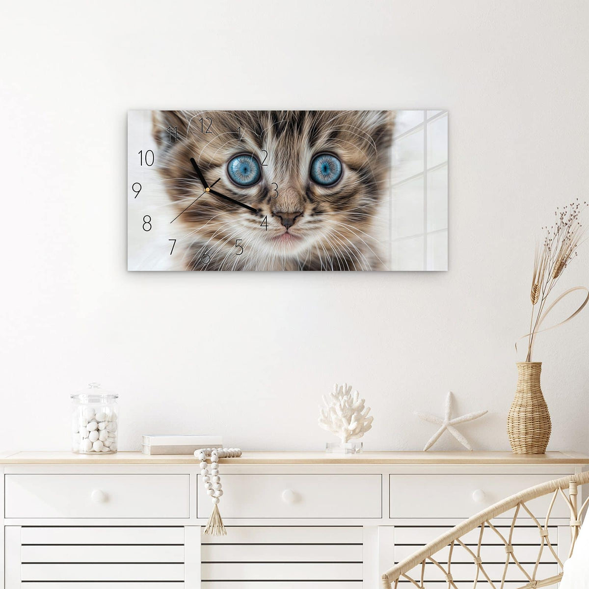 Wanduhr Blaue Augen Kätzchen aus Glas – Querformat 60 × 30 cm – Kätzchen mit leuchtend blauen Augen