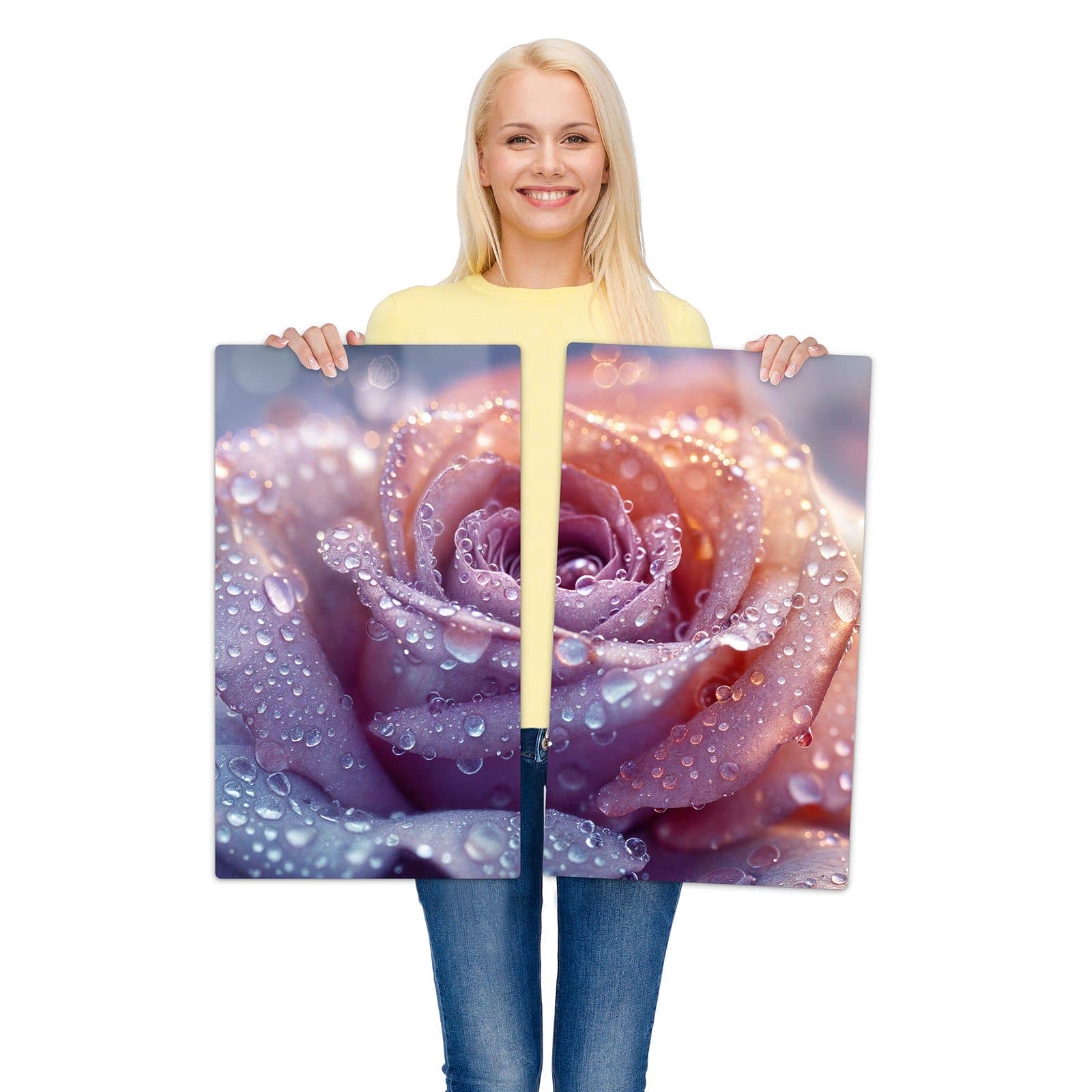 2-teilige Ceranfeld-Abdeckungen mit Blüte mit Wassertropfen-Motiv werden zur Größendarstellung gehalten