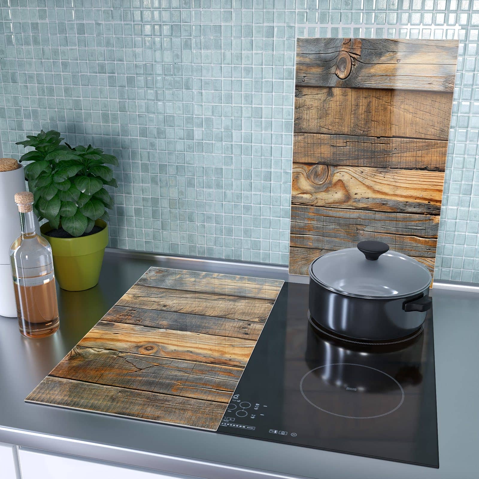2-teilige Kochfeldabdeckung mit Holzwandoptik-Motiv als Spritzschutz hinter dem Kochfeld