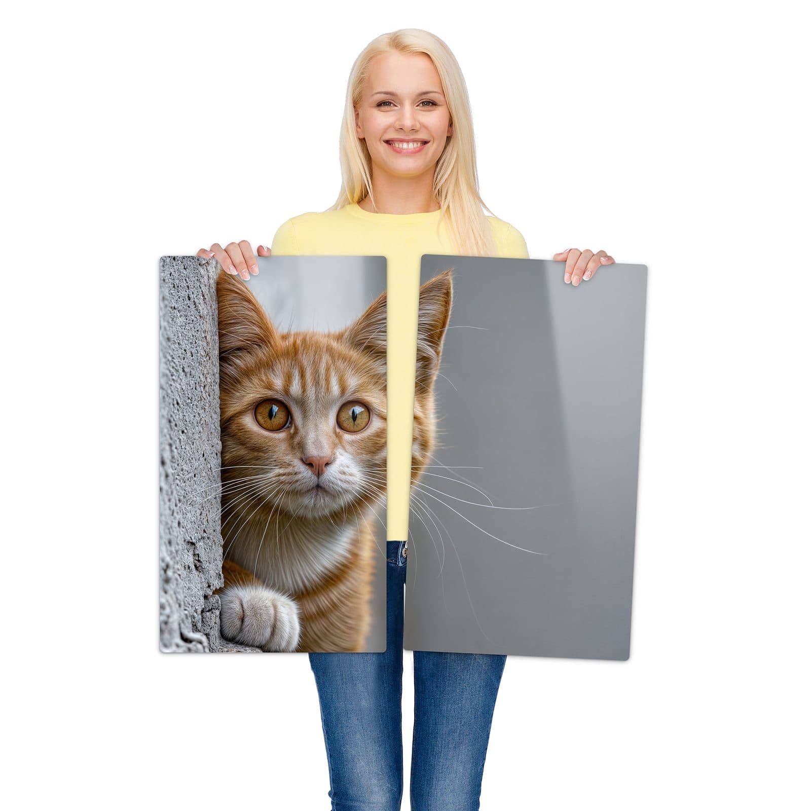 2-teilige Abdeckplatten für Ceranfeld mit Neugierige Katze-Motiv wird zur Größendarstellung gehalten