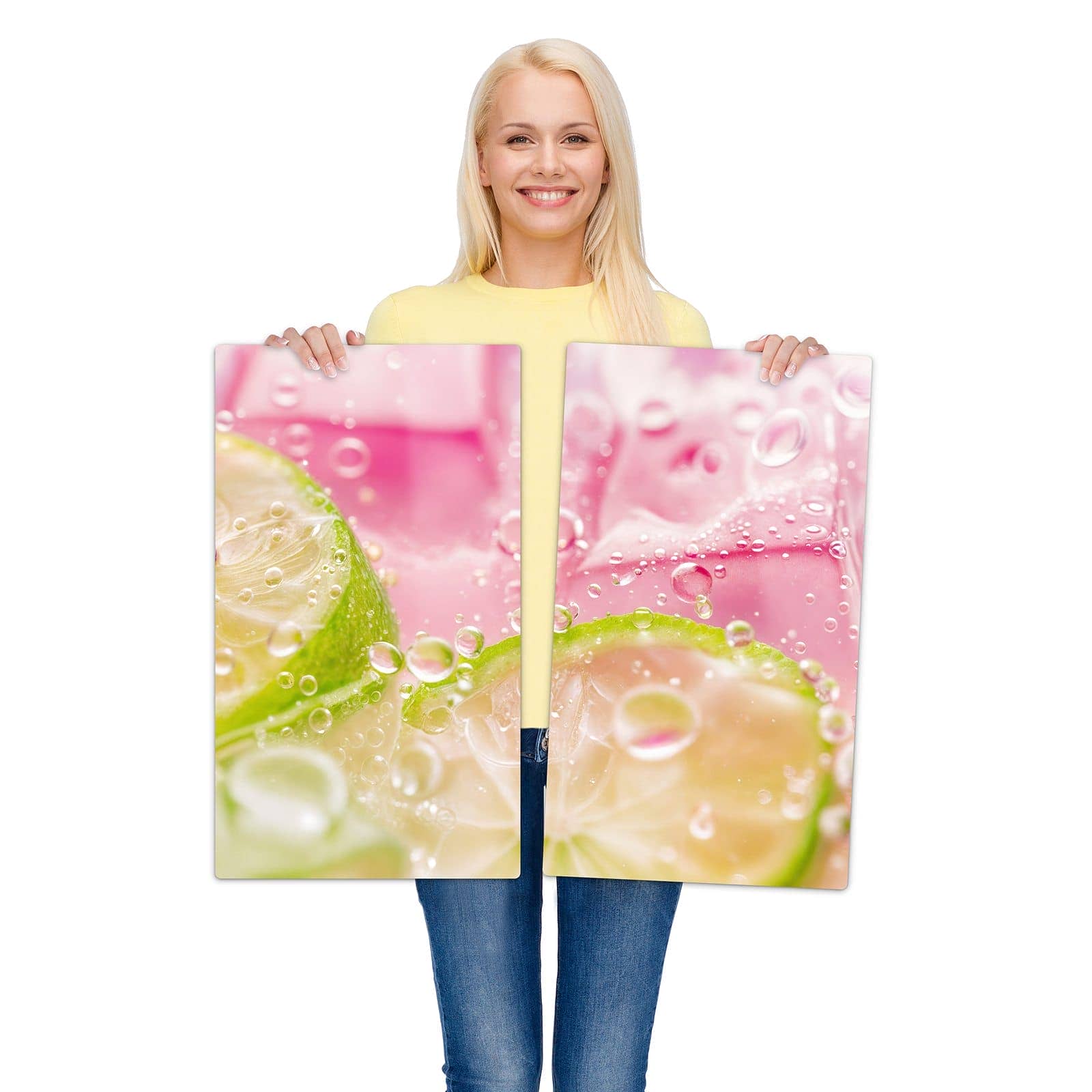 2-teilige Herd Schutzplatte mit Limetten Spritzer-Motiv wird zur Größendarstellung gehalten