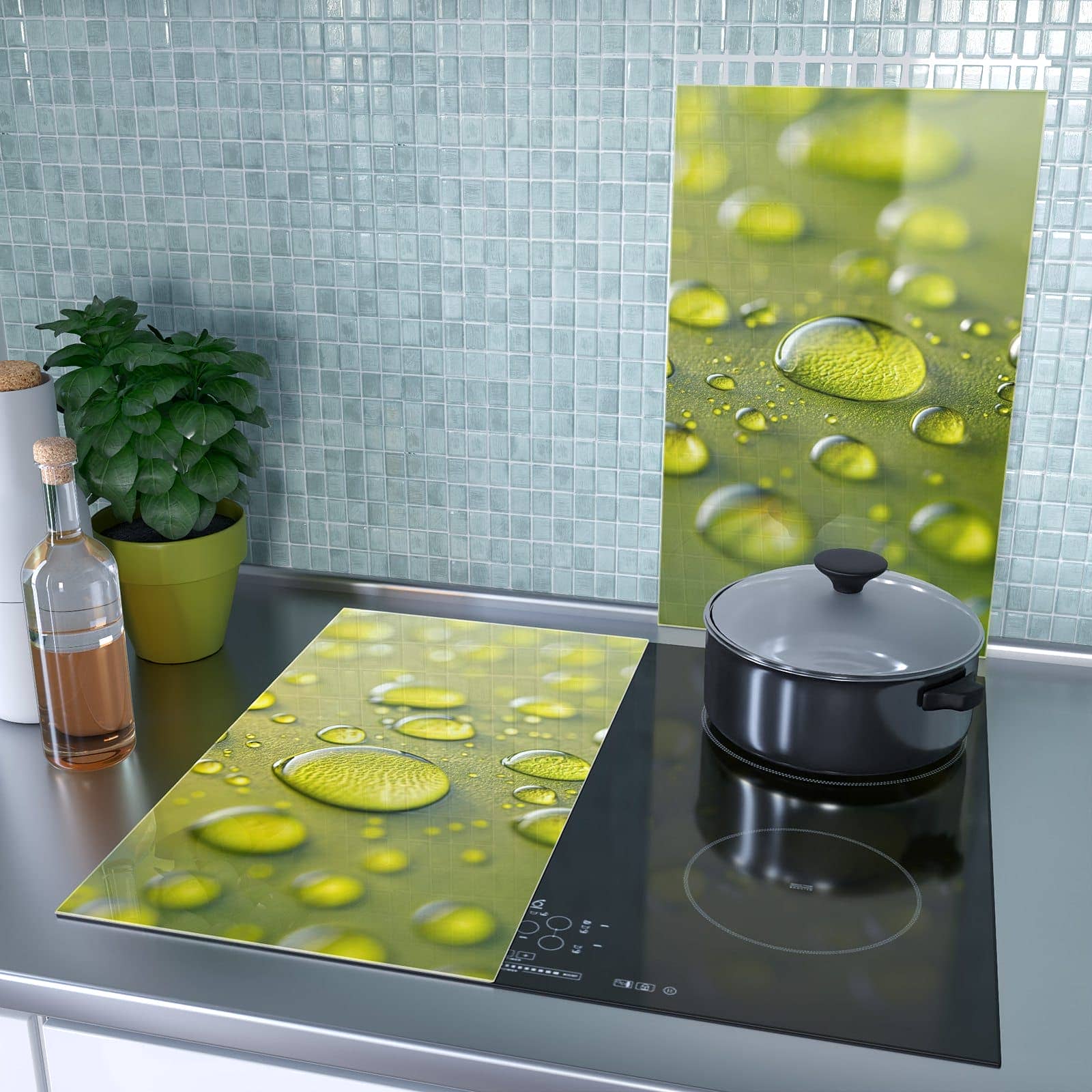 2-teilige Abdeckplatte für Induktionsherd mit Wassertropfen Nah-Motiv als Spritzschutz hinter dem Kochfeld