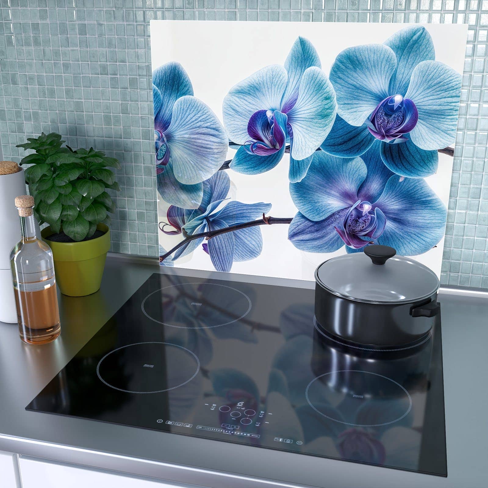 1-teilige Herdabdeckplatte Induktion mit Blaue Orchideen Blüte-Motiv als Spritzschutz hinter dem Kochfeld