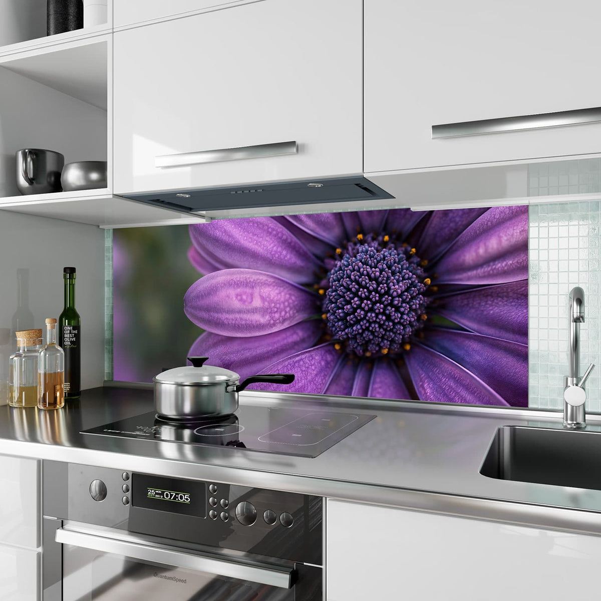 Küchenrückwand Violette Samtblüte aus Glas – Samtige Blüte in tiefem Lila