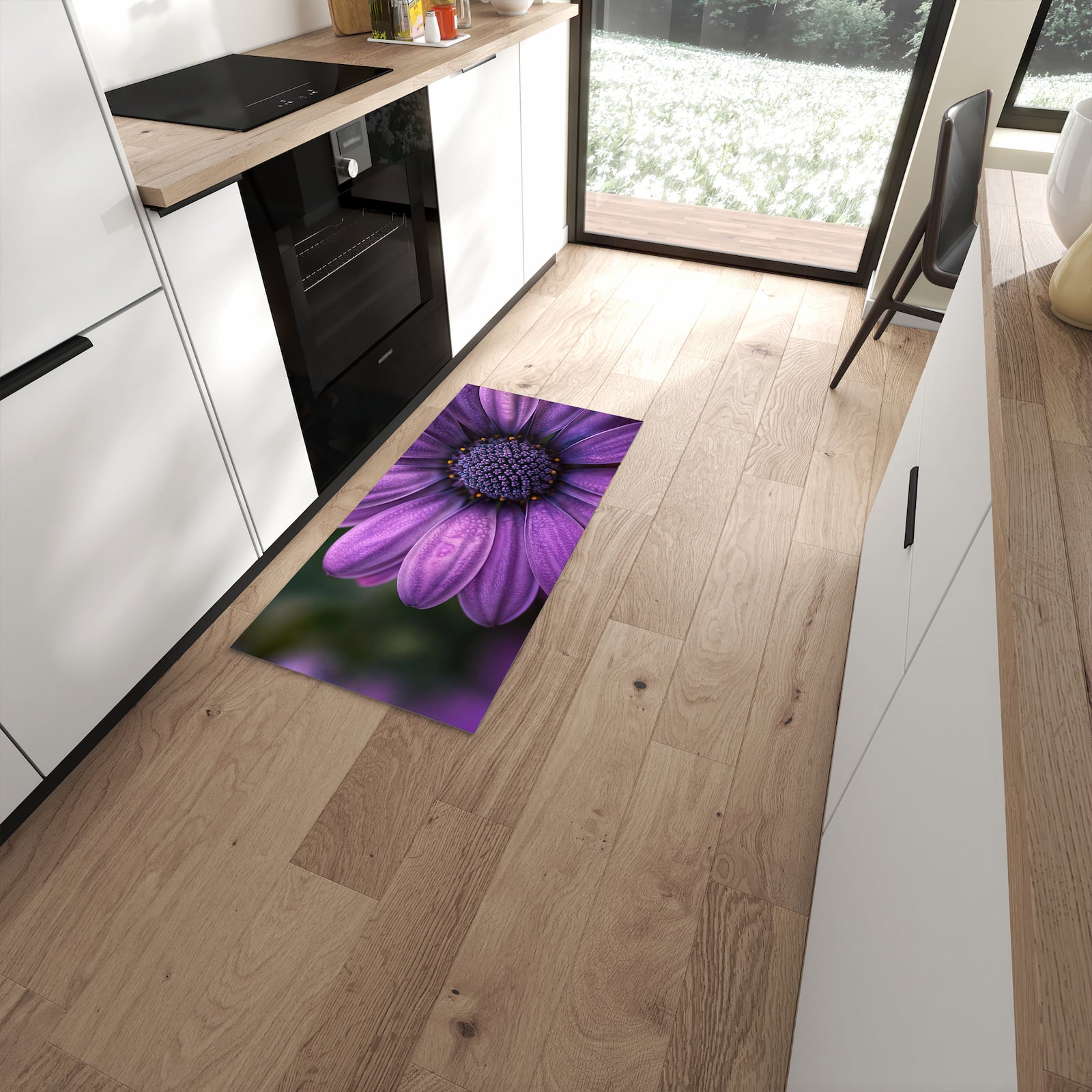Geruchsneutraler Teppich in Küche mit Motiv Lila Blütenwunder in moderner Küche #grösse_60 x 120 cm