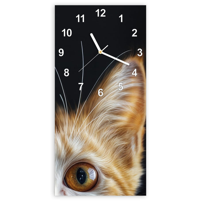 Wanduhr Sanfter Katzenblick aus Glas – Hochformat 30 × 60 cm mit Ziffernblatt Modern