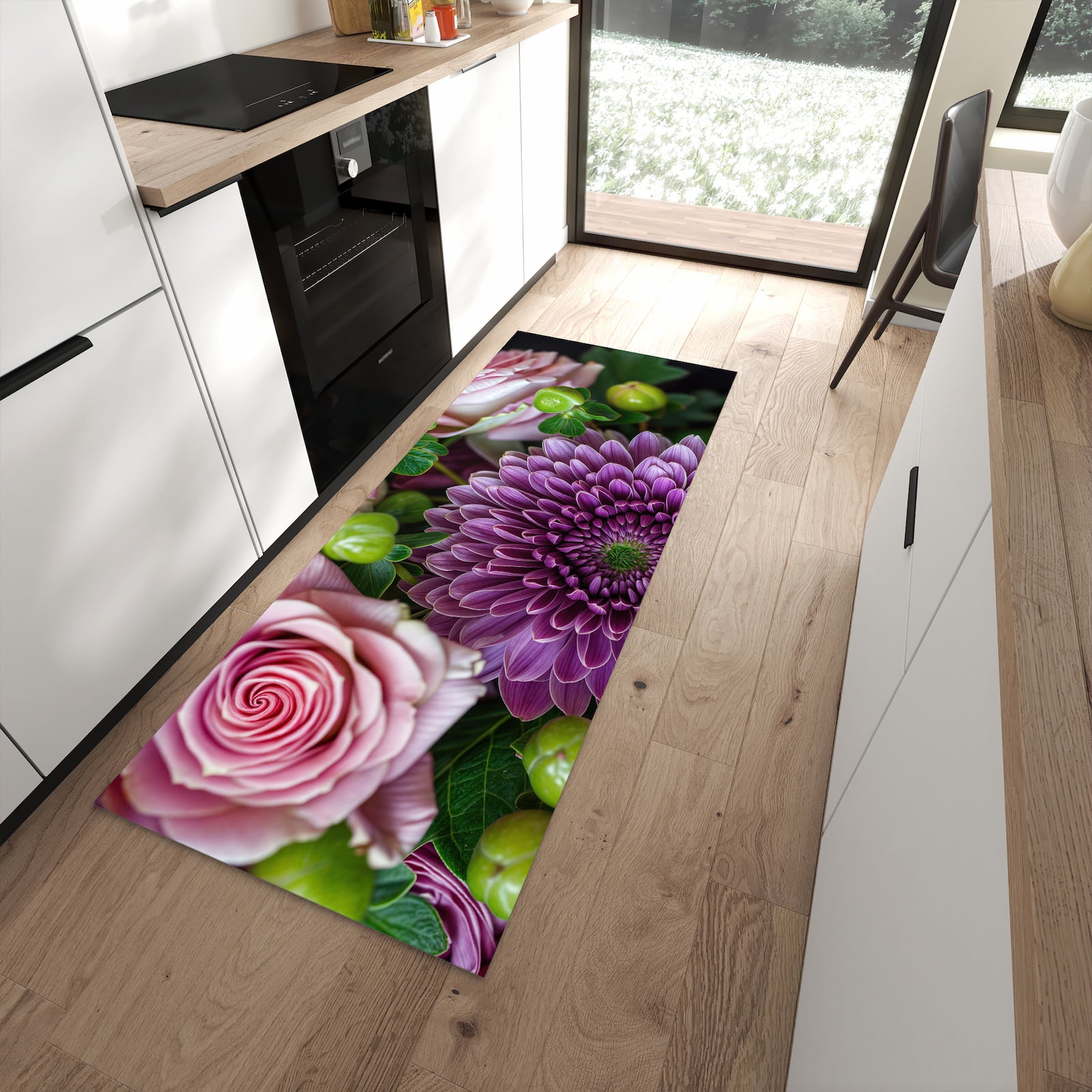 Pflegeleichter Küchenteppich mit Motiv Sanfte Blumenarrangement in moderner Küche