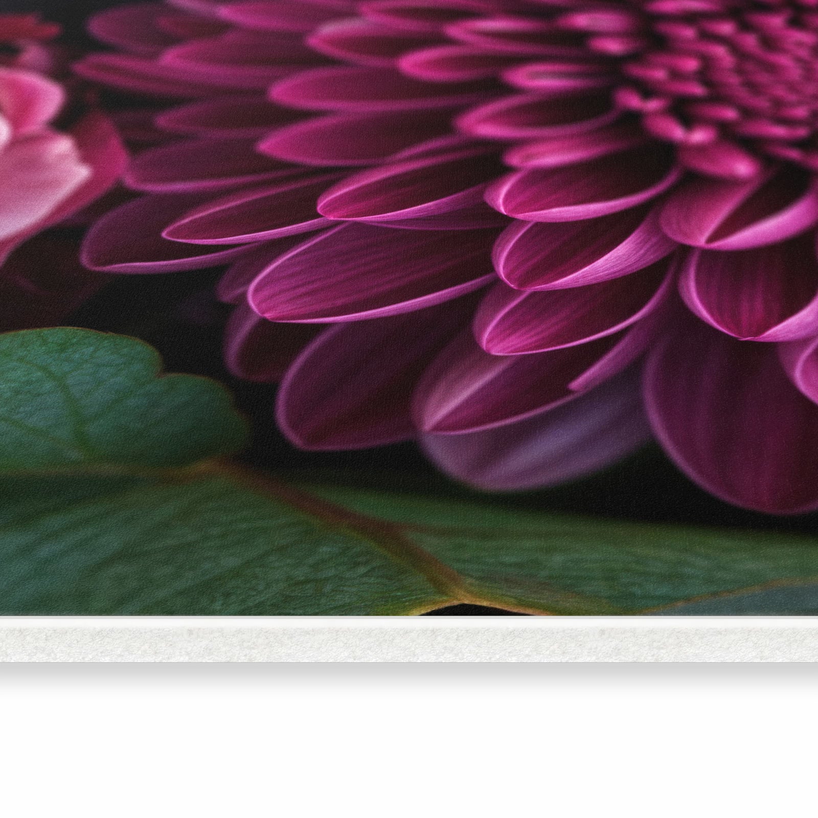 Feuchtigkeitsresistenter Küchenläufer mit Motiv Stille Blumenarrangement in seitlicher Ansicht