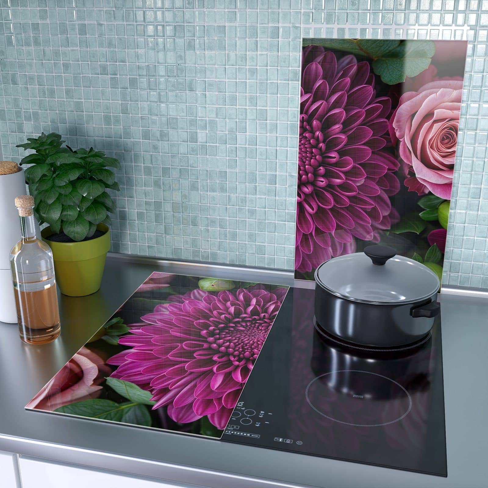 2-teilige Glasplatte für Herd mit Stille Blumenarrangement-Motiv als Spritzschutz hinter dem Kochfeld
