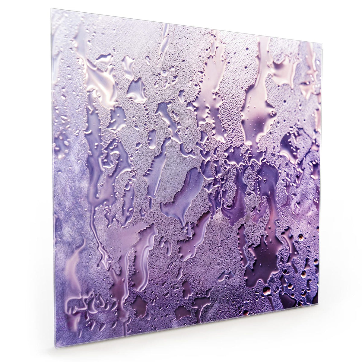 Küchenrückwand aus Glas im quadratischen Format mit Motiv Kondenstropfen in Lila: Beschlagene Fläche mit ablaufenden Kondenstropfen in Flieder und Violett #grösse_40 x 40 cm #grösse_50 x 50 cm #grösse_60 x 60 cm