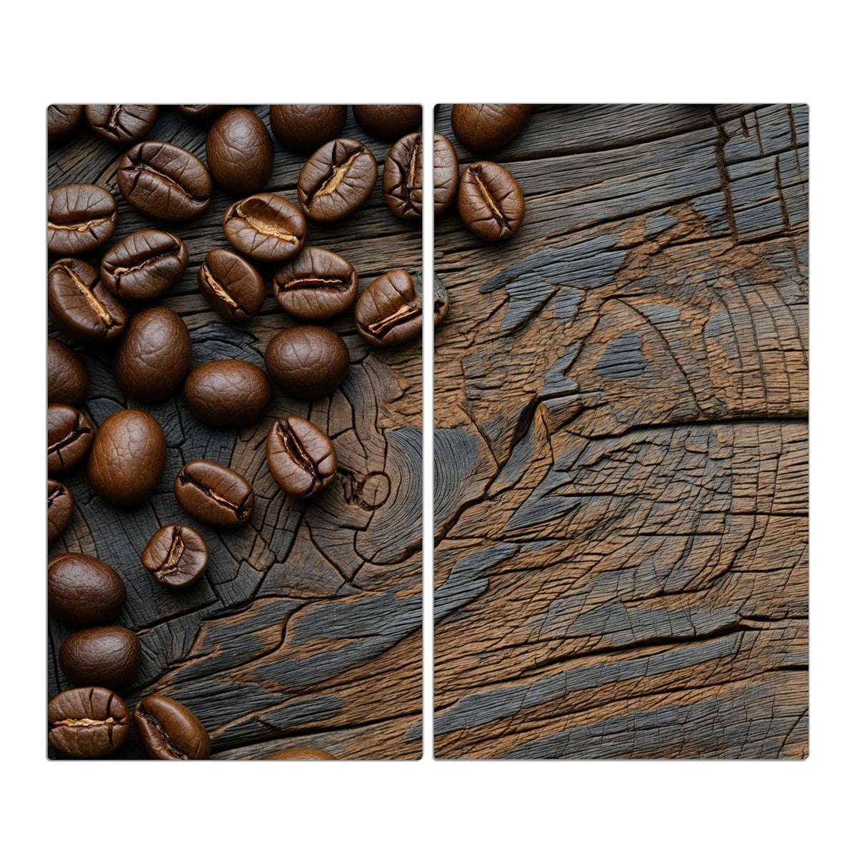 Kaffeebohnen an zwei Bildrändern auf tief rissigem, grau-braunem Altholz