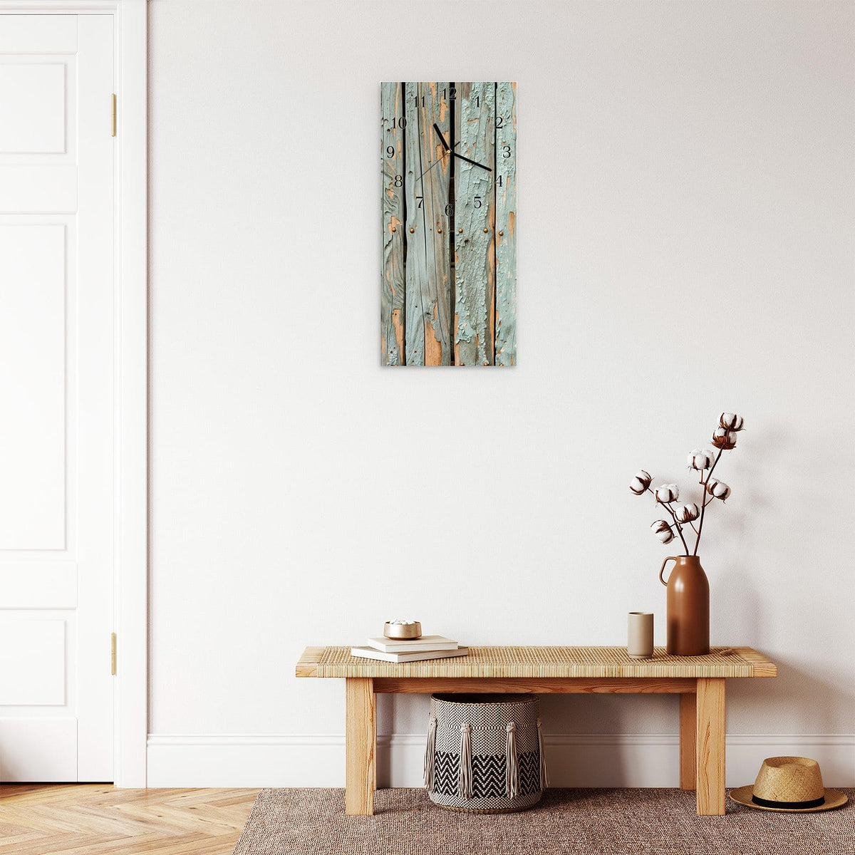 Moderne Wanduhr aus Glas mit Farbtiefe – Wanduhr Verwitterte Holzbretter aus Glas – Hochformat 30 × 60 cm