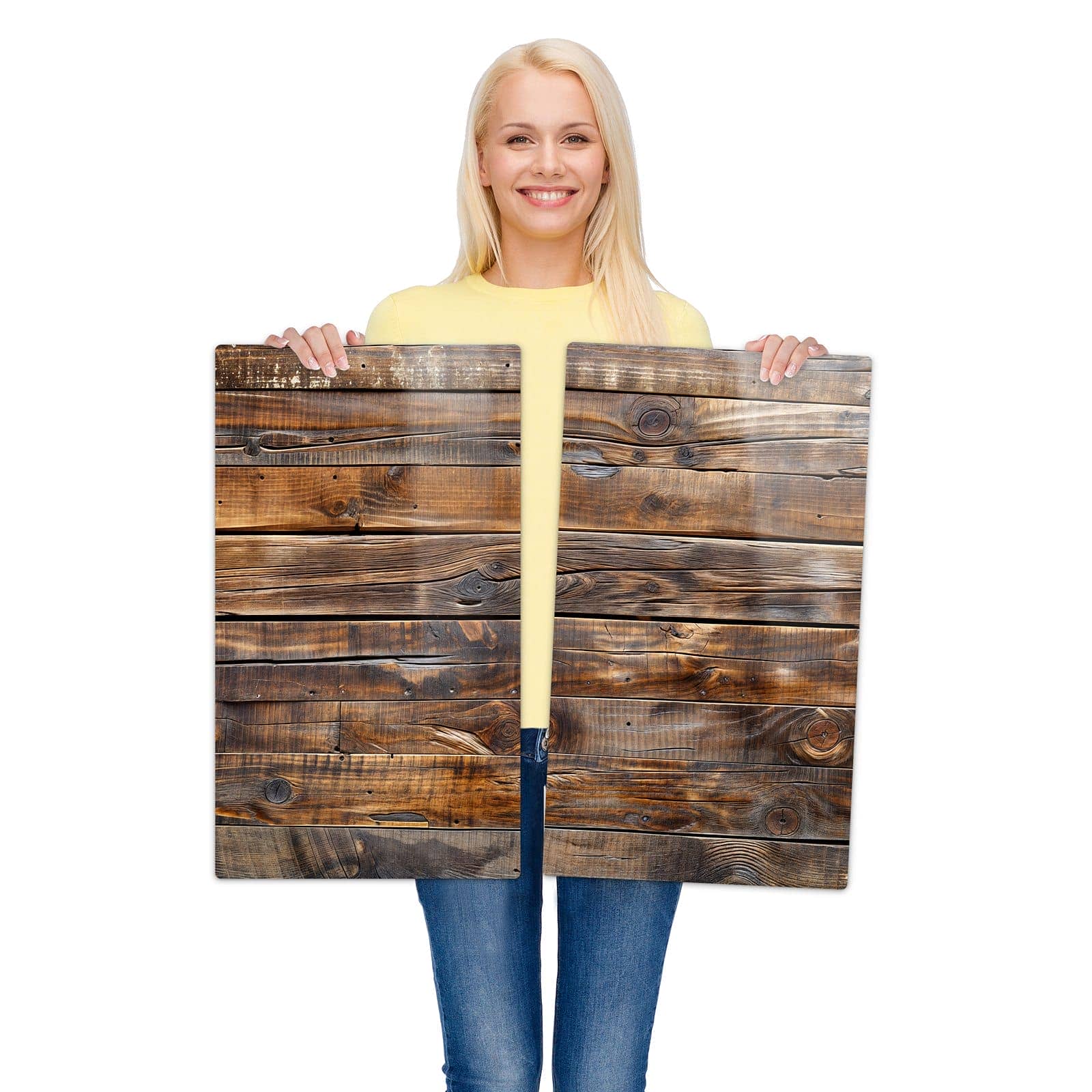 2-teilige Herdabdeckplatte mit Holzmaserung-Motiv wird zur Größendarstellung gehalten