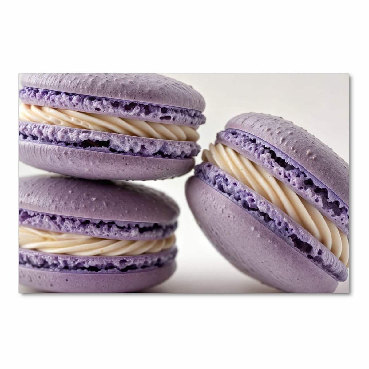 Feuchtigkeitsresistenter Läufer für Eingangsbereich mit Motiv Lila Macarons in Frontansicht