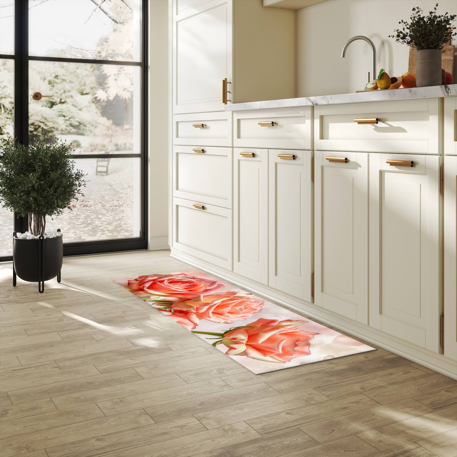 Dünner waschbarer Küchenteppich mit Motiv Rosen Bouquet für angenehme Haptik in heller Küche