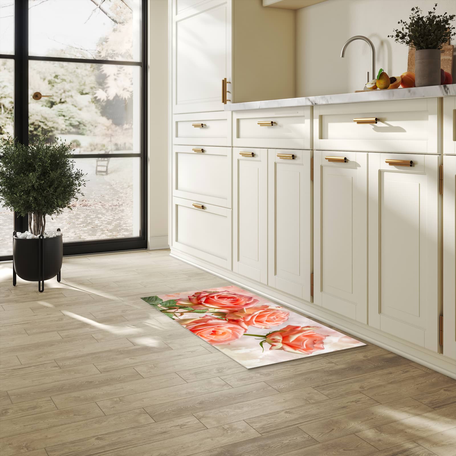Rutschhemmender dünner Teppich mit Motiv Rosen Bouquet in heller Küche