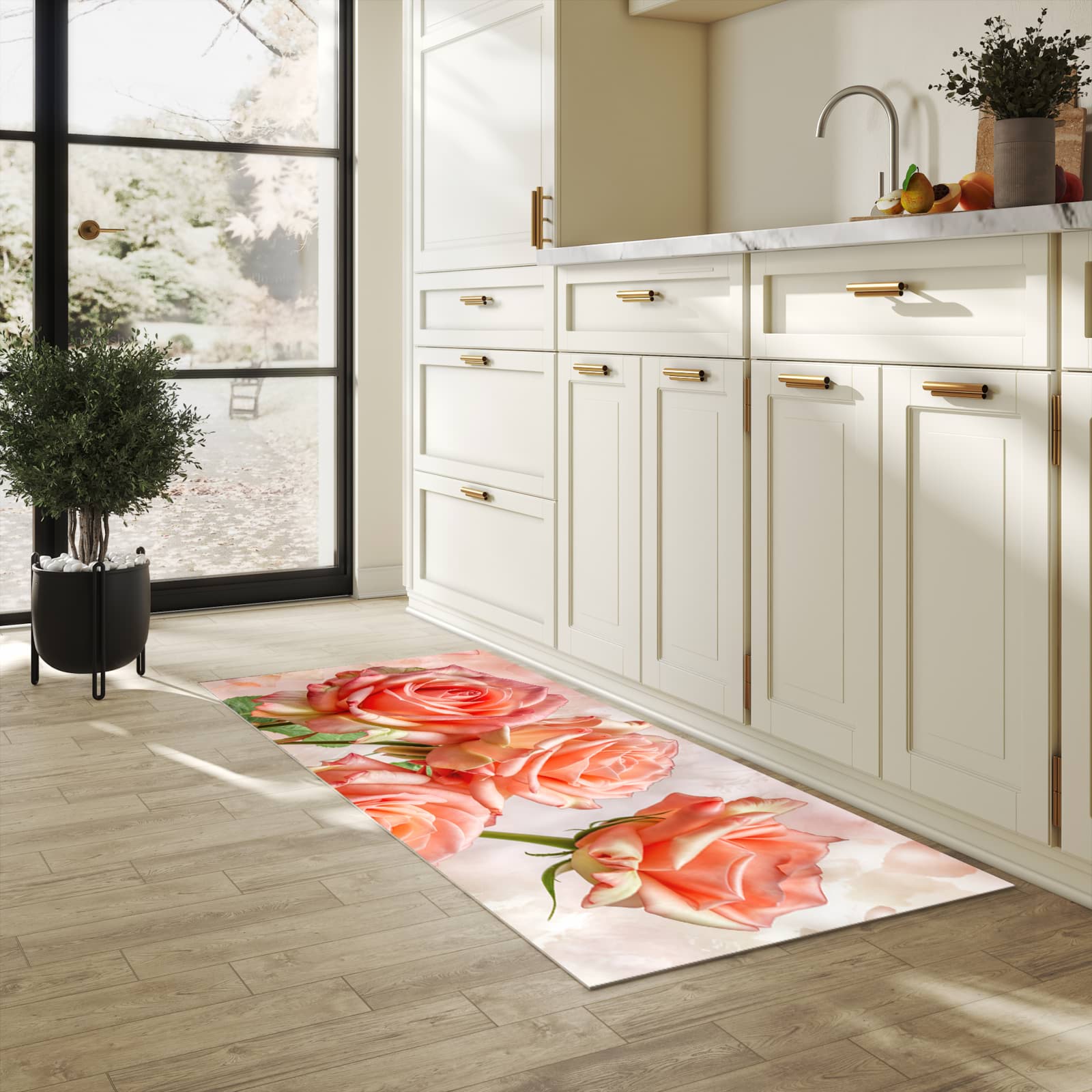 Rutschfester Bodenläufer-Teppich mit Motiv Rosen Bouquet in heller Küche