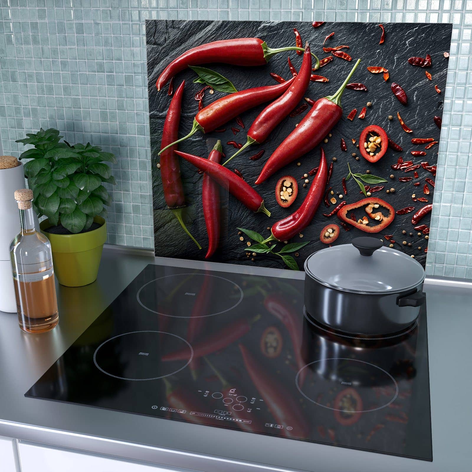 1-teilige Herd Schutzplatte mit Rote Chili Schoten-Motiv als Spritzschutz hinter dem Kochfeld