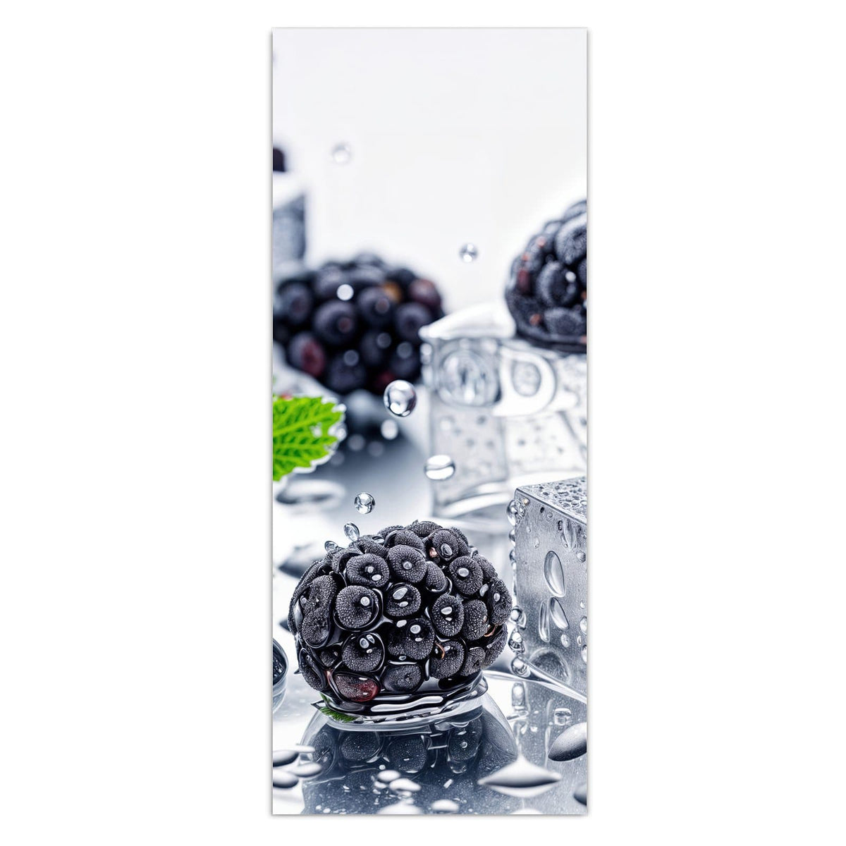 Wandbild - Brombeeren auf Eis - Hochformat – Brombeeren auf klaren Eiswürfeln