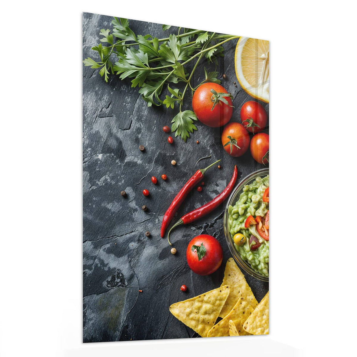 Glasbild Guacamole mit Nachos von der Seite, 4 mm Echtglas