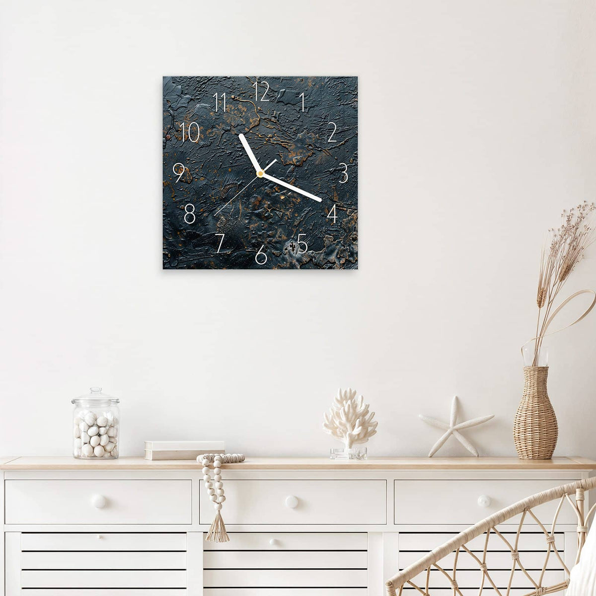 Wanduhr Kupfer auf Schwarz aus Glas – Quadratisch 30 × 30 cm – Schwarzes Relief mit Kupferflecken