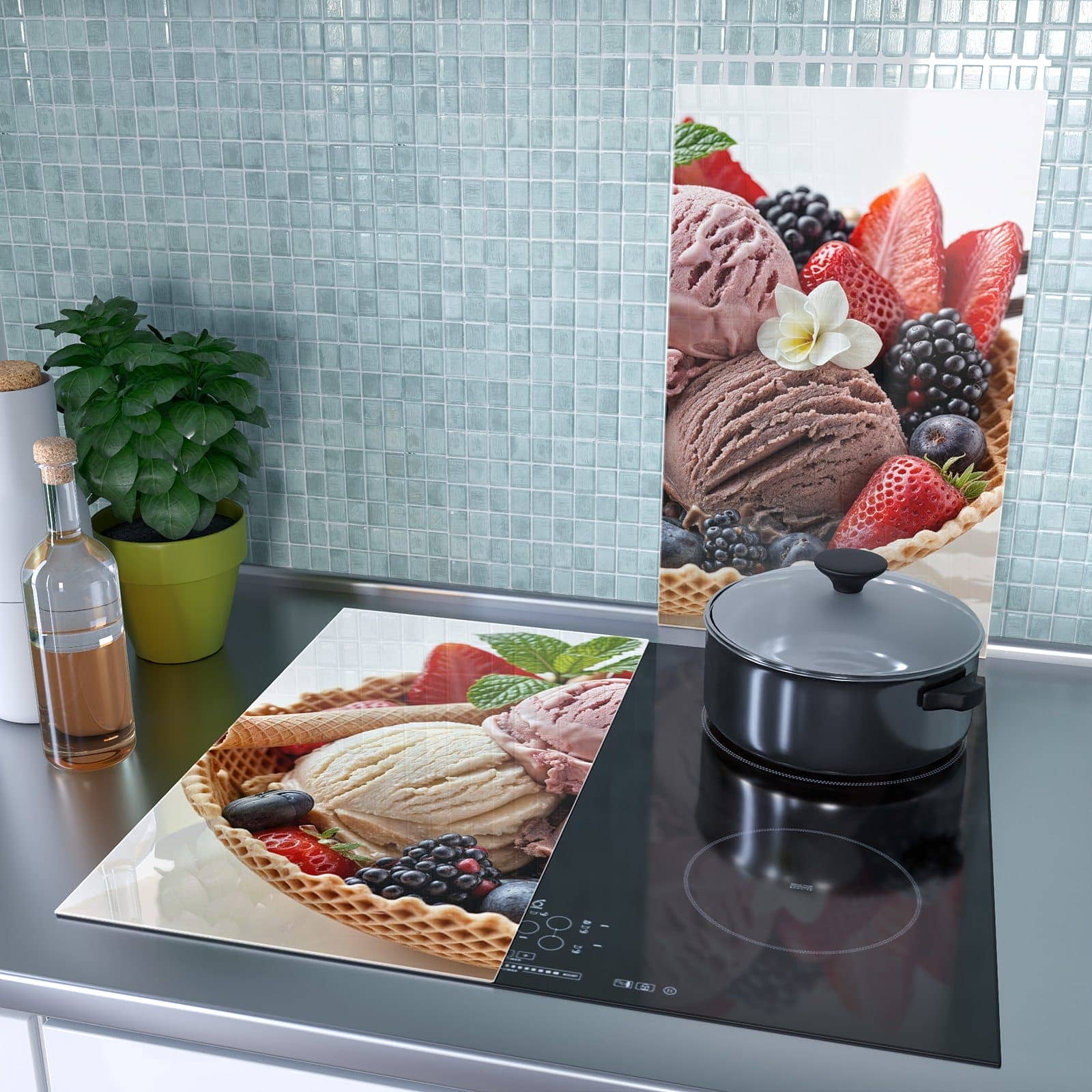 1-teilige Ceranfeld Abdeckplatten mit Eiswaffelmit Obst-Motiv als Spritzschutz hinter dem Kochfeld
