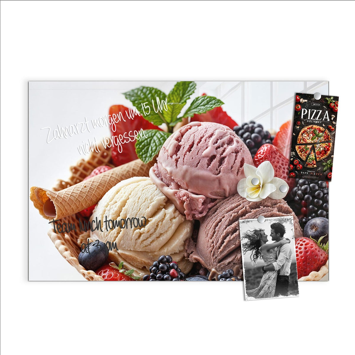 Beschreiben, abwischen, anheften – Magnettafel - Eiskugeln mit Beeren