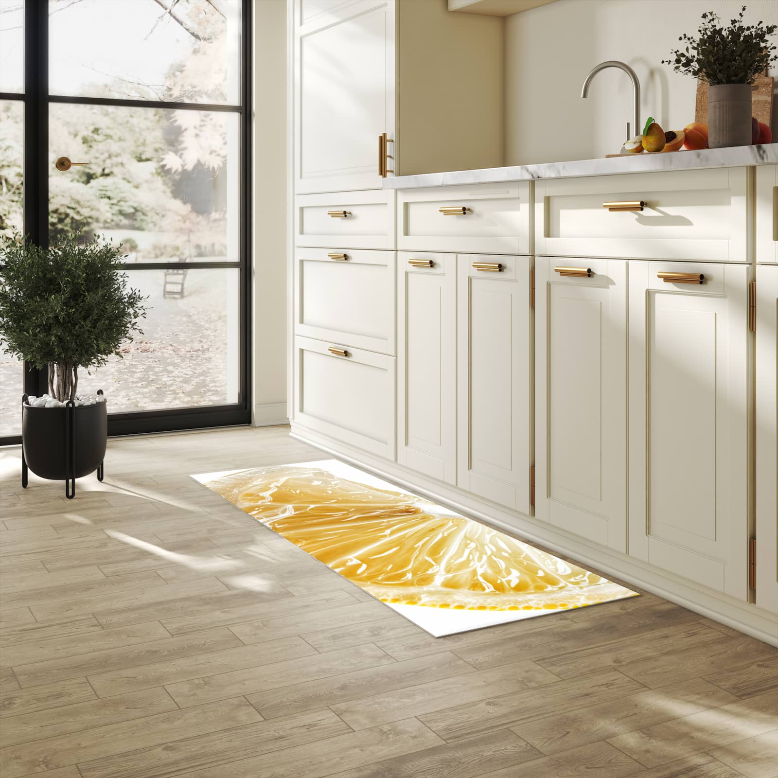 Schmutzabweisender Küchenläufer mit Motiv Zitronenscheibe in heller Küche