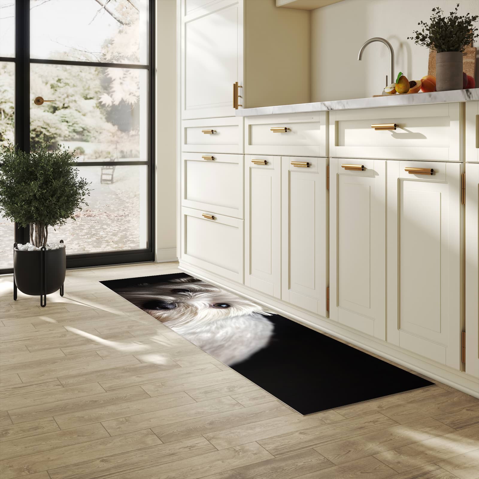 Wasserabweisender rutschfester Küchenläufer mit Motiv Weisser Hund in heller Küche