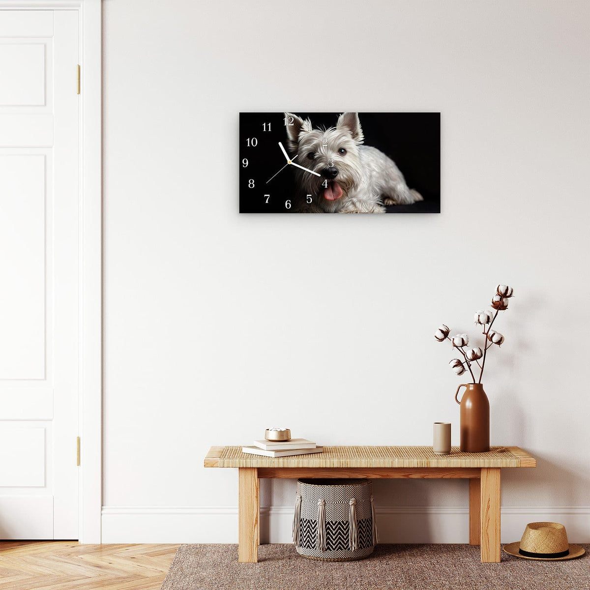 Moderne Wanduhr aus Glas mit Farbtiefe – Wanduhr Weisser Hund aus Glas – Querformat 60 × 30 cm