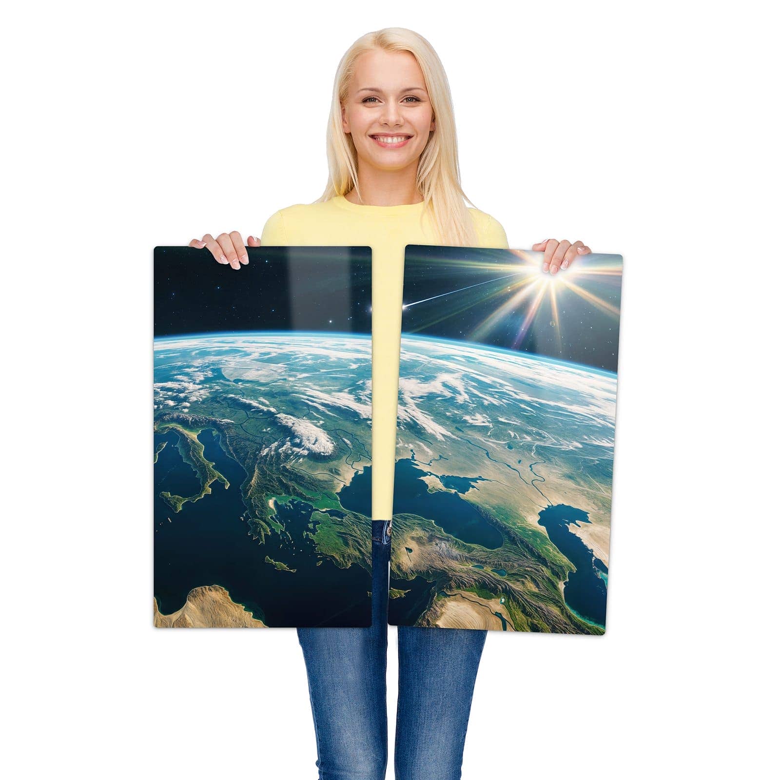 2-teilige Herdabdeckplatte Induktion mit Blick Auf Die Erde-Motiv wird zur Größendarstellung gehalten