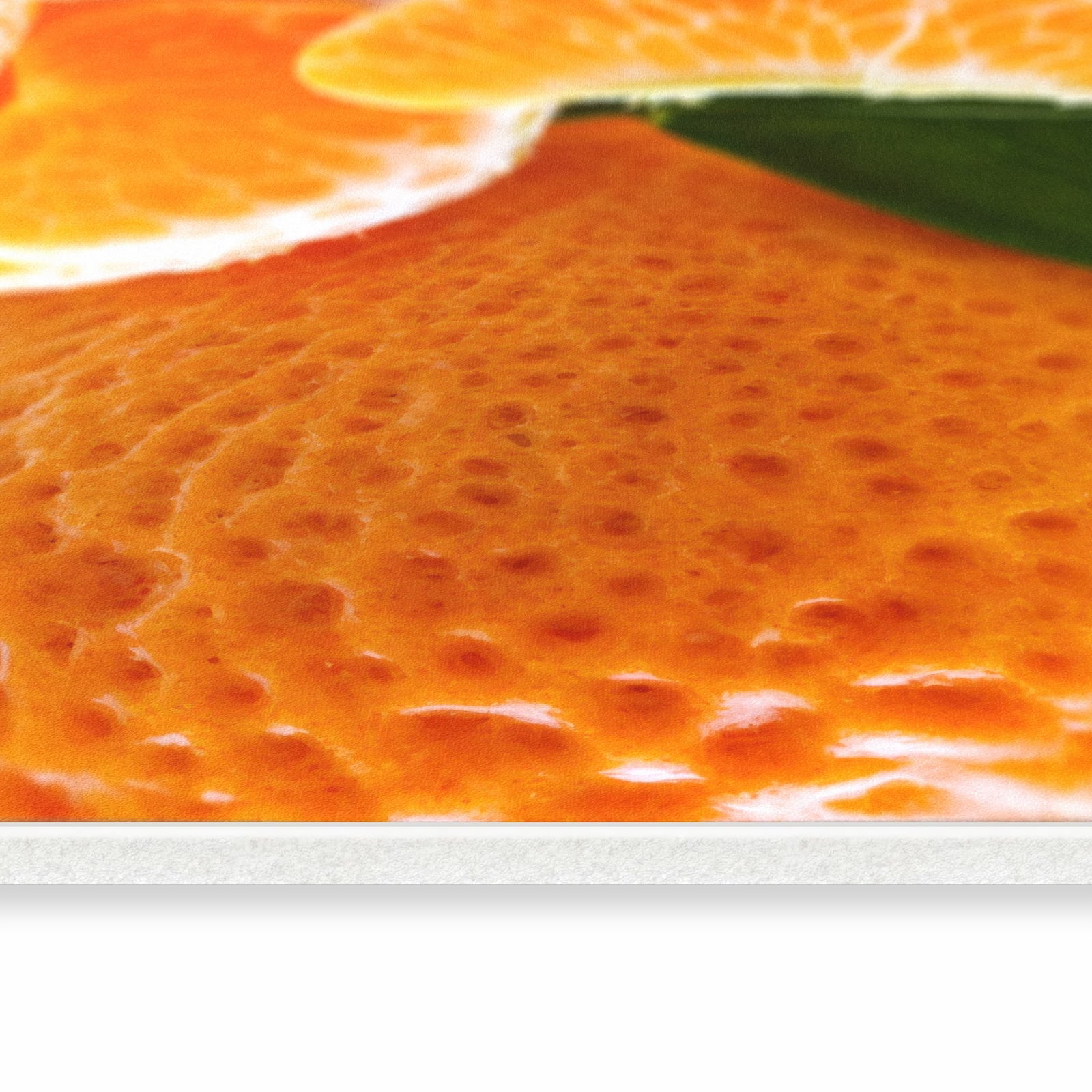 Waschbarer großer Küchenteppich mit Motiv Frische Mandarine in seitlicher Ansicht