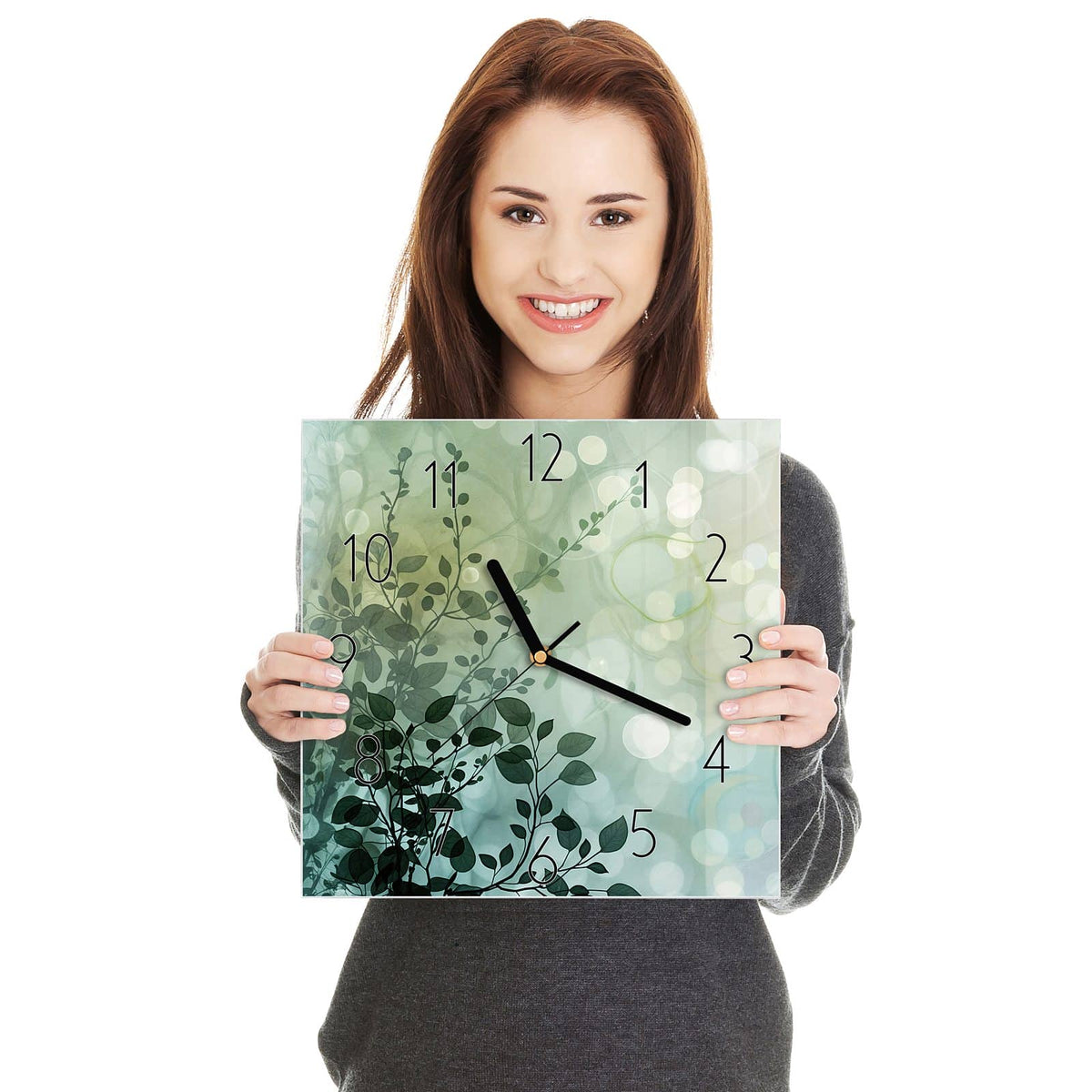 Moderne Wanduhr aus Glas mit Farbtiefe – Wanduhr Blättertraum aus Glas – Quadratisch 30 × 30 cm