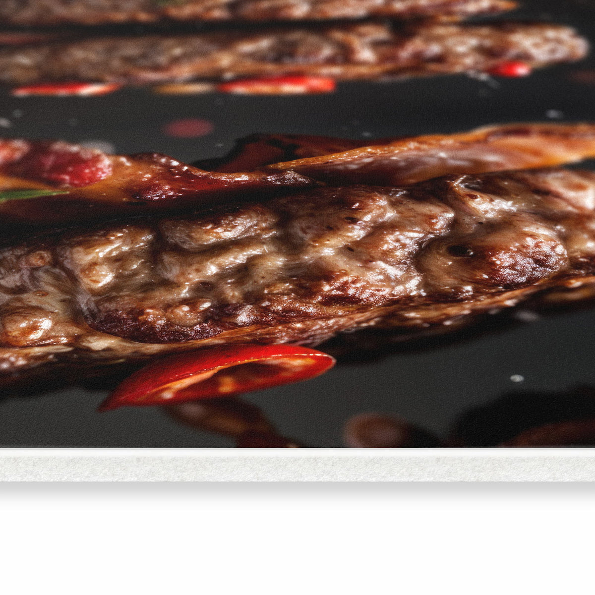 Langlebiger Bodenläufer mit Motiv Burger mit Bacon in seitlicher Ansicht