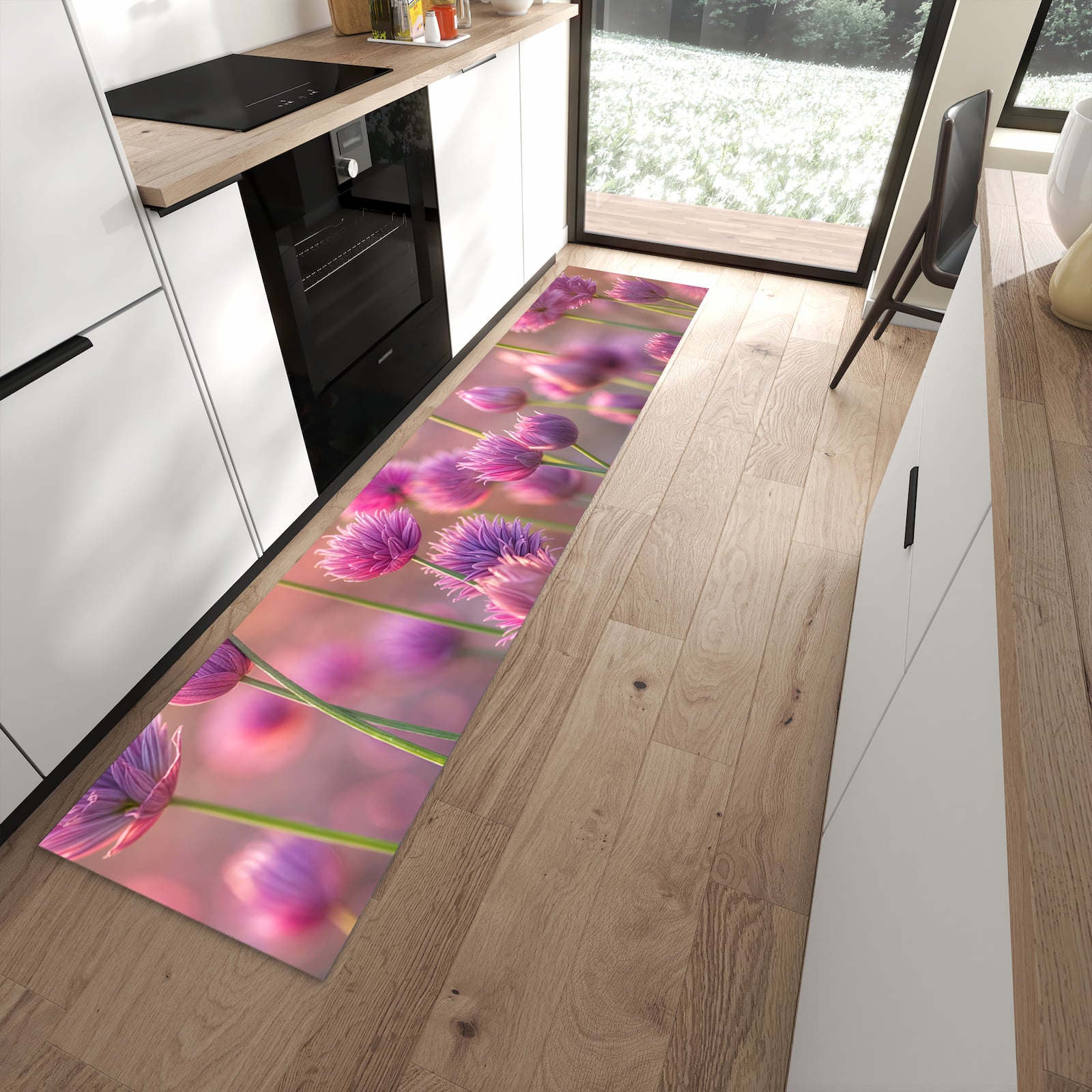 Geräuschdämpfender waschbarer Küchenläufer mit Motiv Blühende Zierlauch in moderner Küche