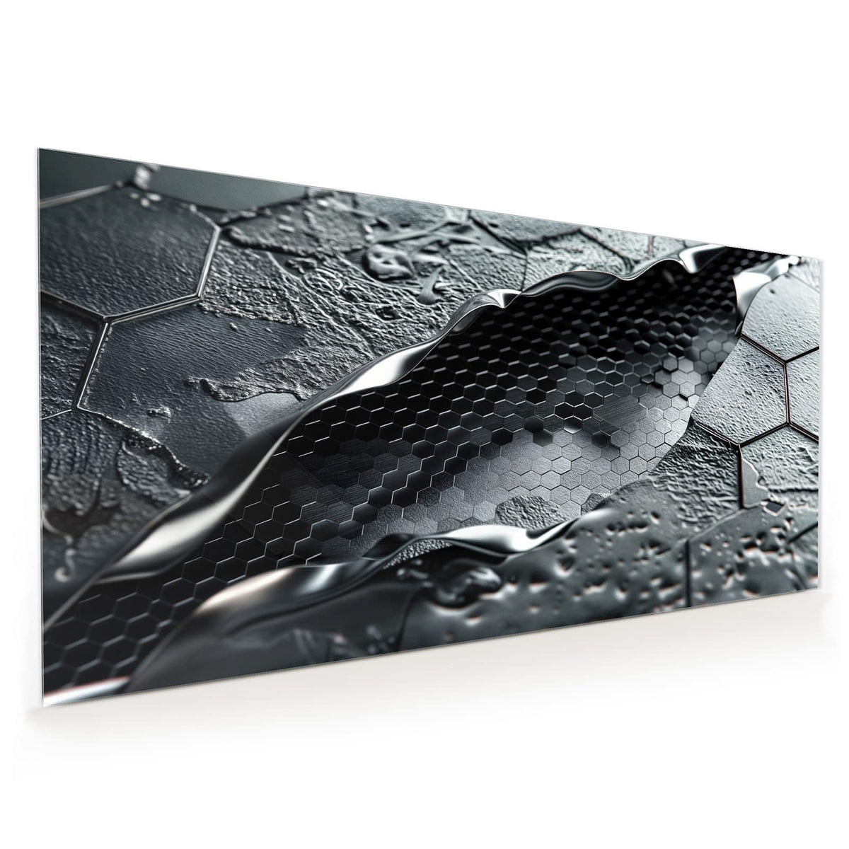 Schwarze Wabenfläche, über die sich eine flüssig wirkende Metallwelle legt