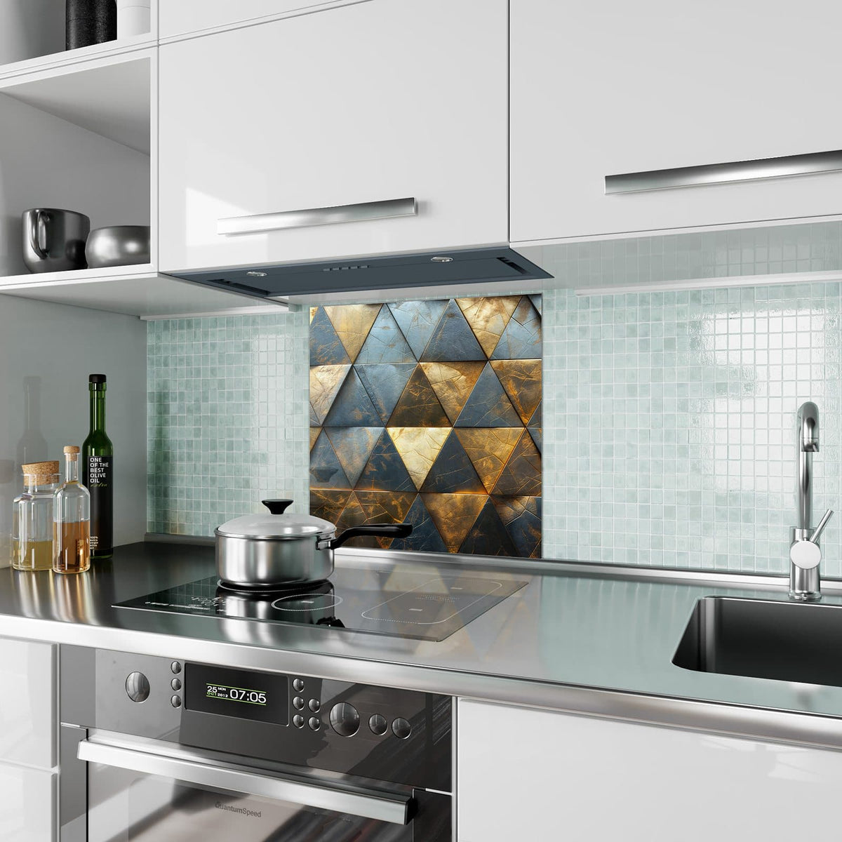 Küchenrückwand Blaugoldene Dreiecke aus Glas – Dreiecksmosaik in Gold und Blau