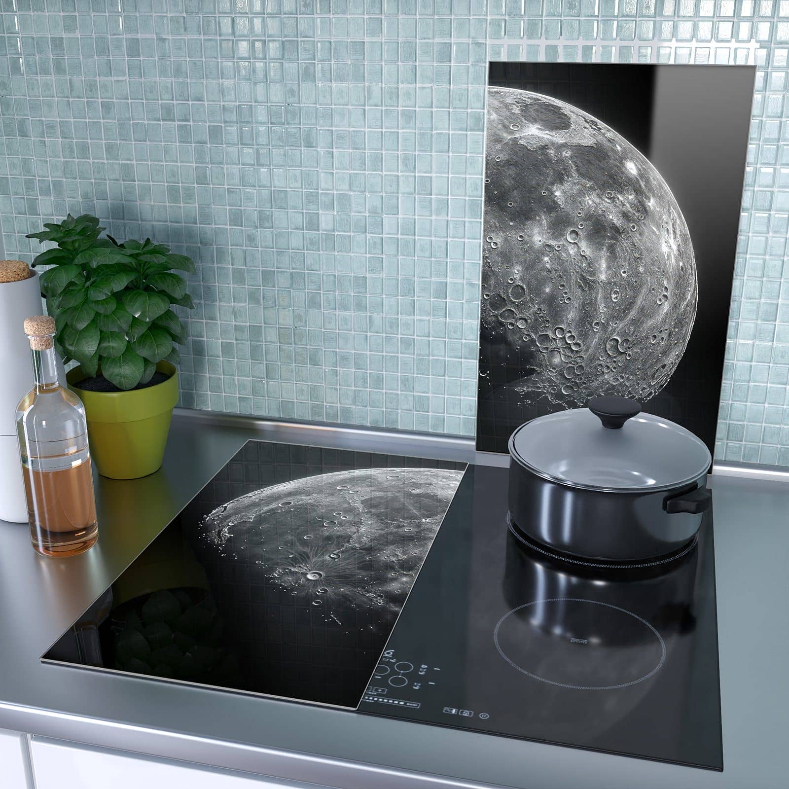 2-teilige Herdabdeckplatten aus Glas mit Mondkrater Close-up-Motiv als Spritzschutz hinter dem Kochfeld