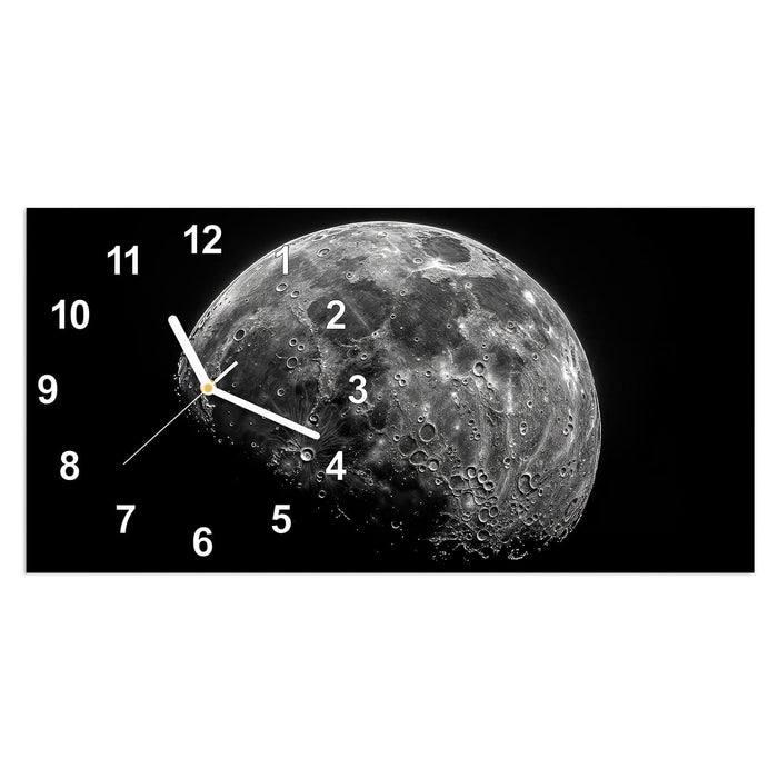 Wanduhr Mondkrater Close-up aus Glas – Querformat 60 × 30 cm mit Ziffernblatt Modern
