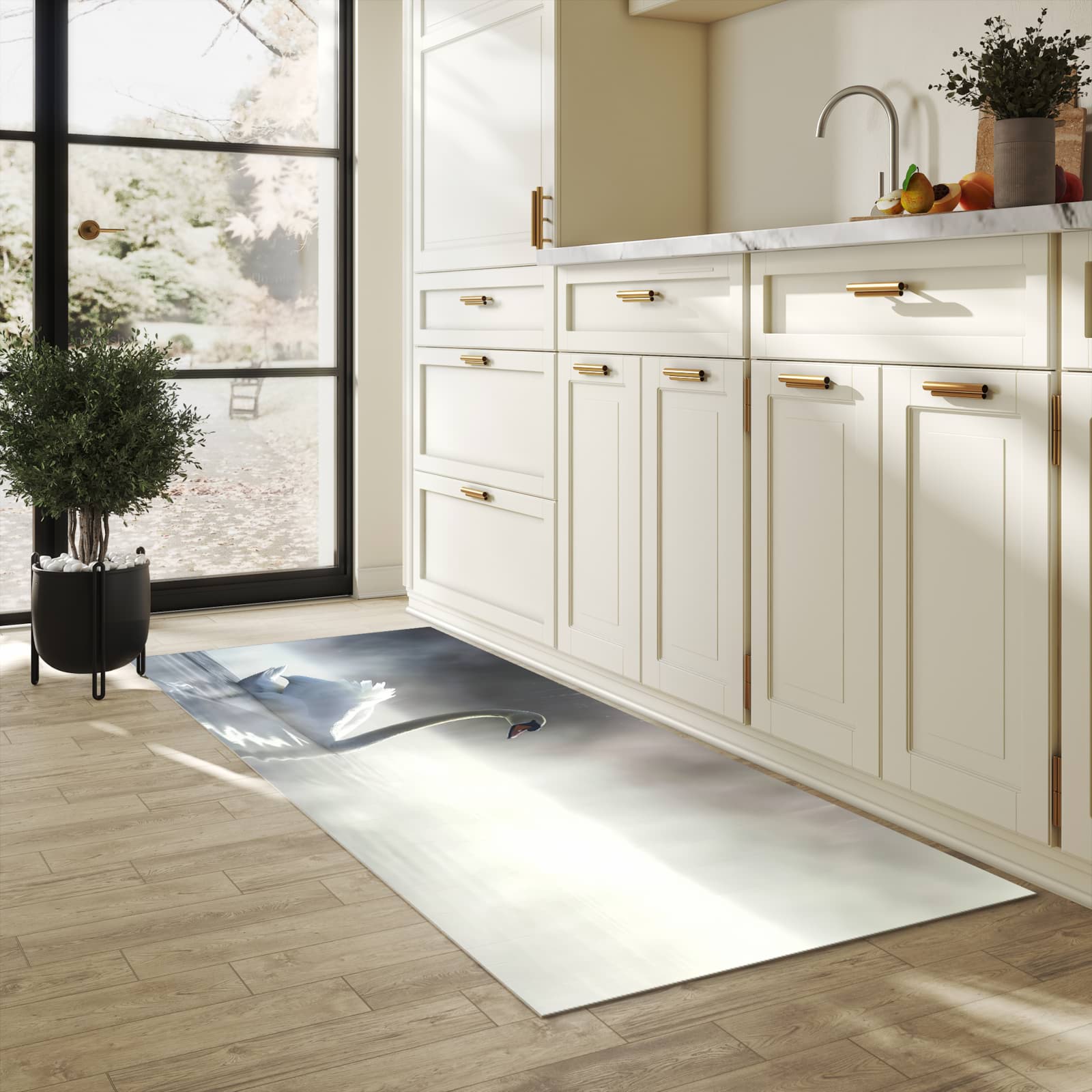 Fleckenresistenter Küchenläufer mit Motiv Schwimmender Schwan in heller Küche