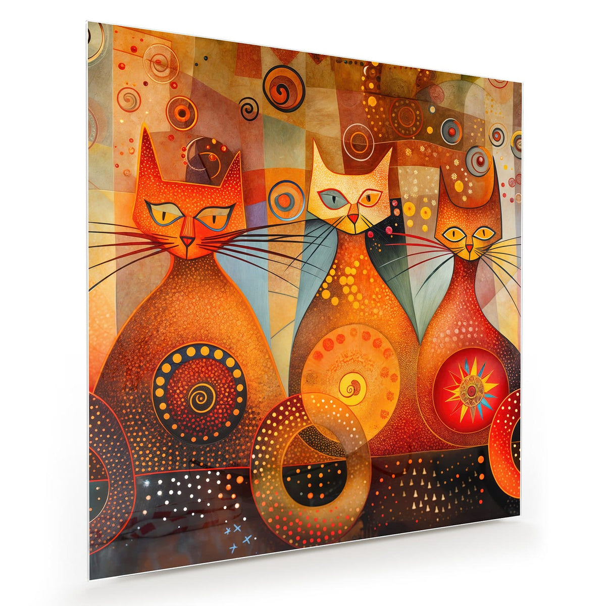 Drei stilisierte Katzen in Orange und Rot mit Spiralen, Punkten und Sonnenmotiv im Klimt-Stil