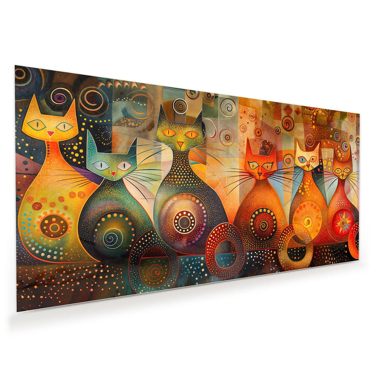 Drei stilisierte Katzen in Orange und Rot mit Spiralen, Punkten und Sonnenmotiv im Klimt-Stil