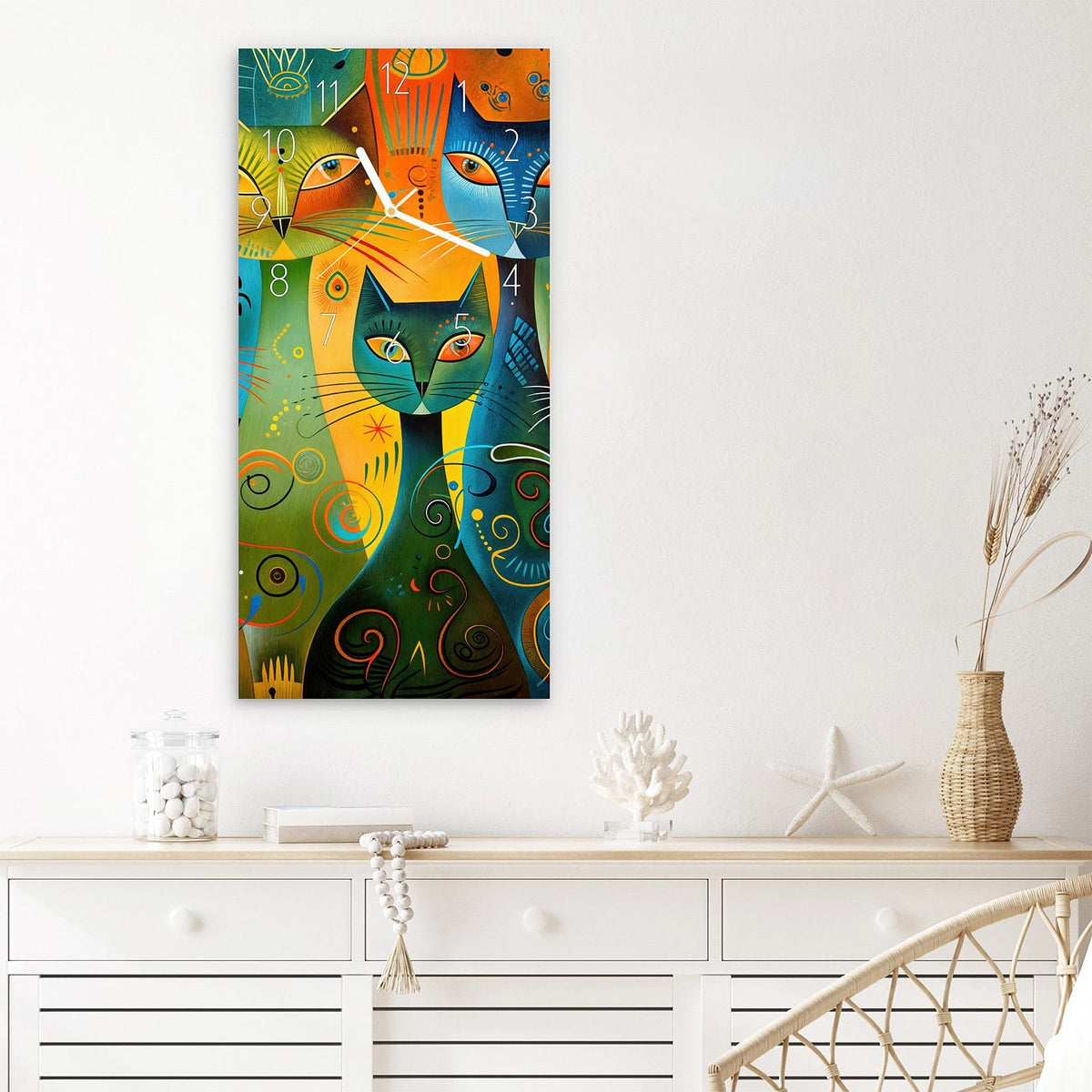 Wanduhr Bunte Katzenkunst aus Glas – Gemusterte Katzen in kräftigen Farben